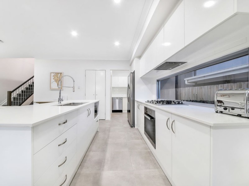 20 Campbell Street, Wakerley QLD 4154