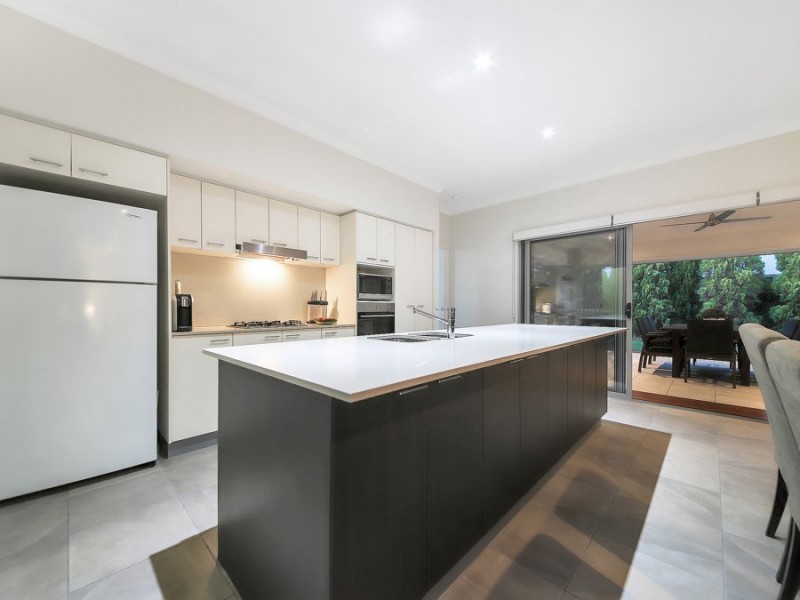 14 Macquarie Street, Wakerley QLD 4154