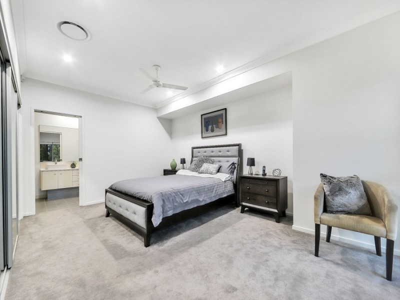 14 Macquarie Street, Wakerley QLD 4154