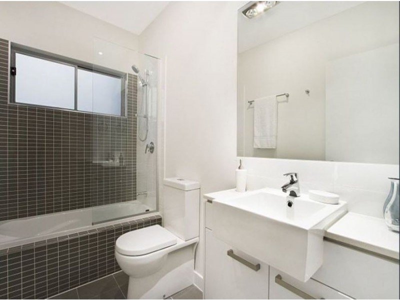 8/11 Bundara Street, Morningside QLD 4170