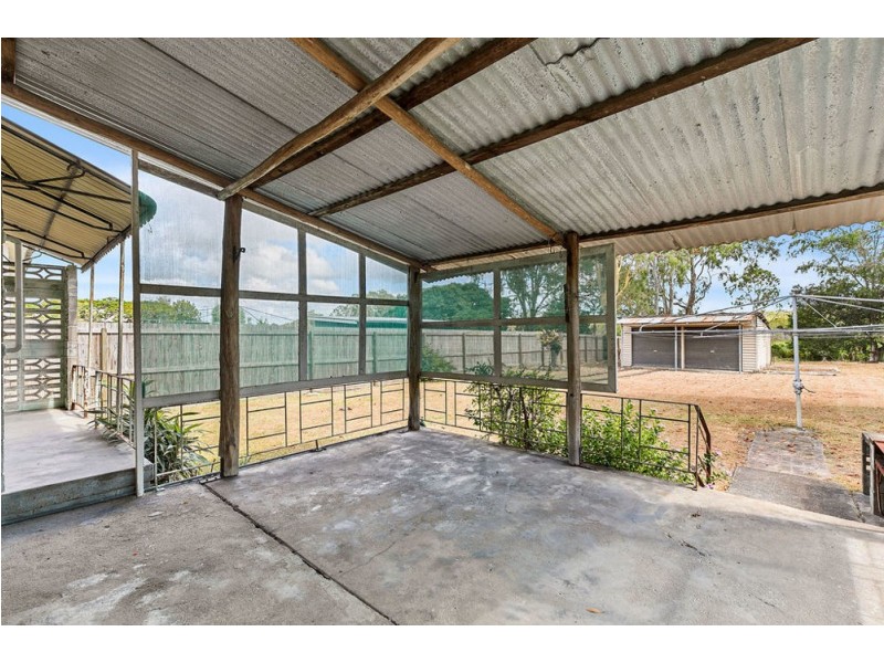 57 Sandy Camp Rd, Wynnum QLD 4178