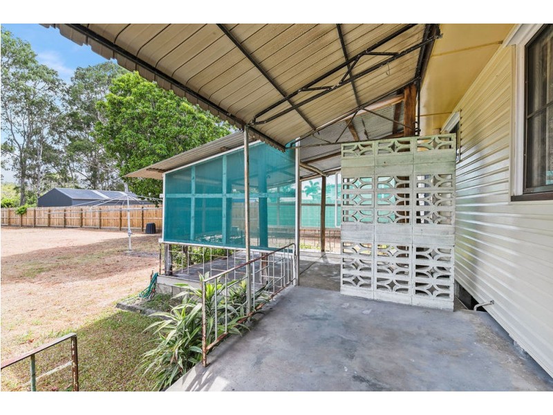 57 Sandy Camp Rd, Wynnum QLD 4178