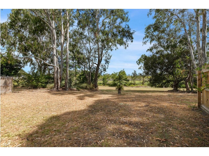 57 Sandy Camp Rd, Wynnum QLD 4178