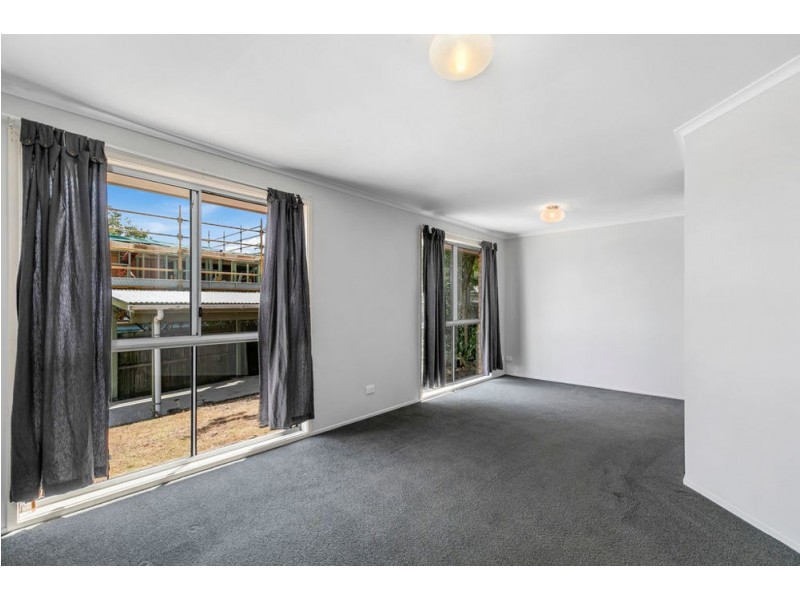 48 Harman St, Manly QLD 4179
