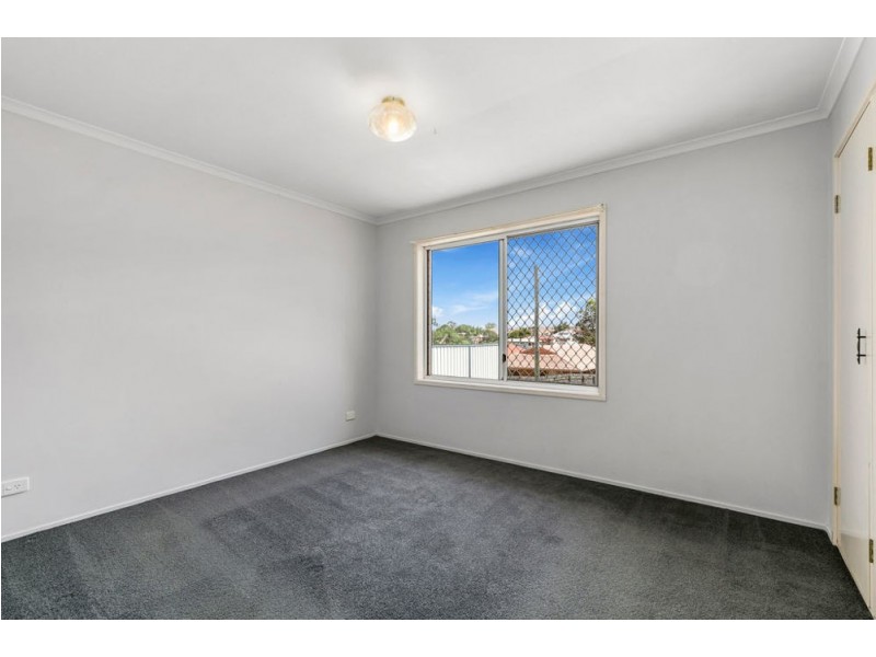 48 Harman St, Manly QLD 4179