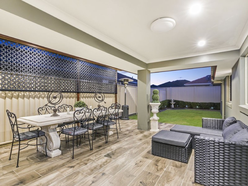 127 Ropley Road, Wynnum West QLD 4178
