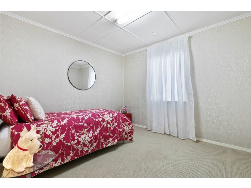 155 Wondall Road, Wynnum West QLD 4178