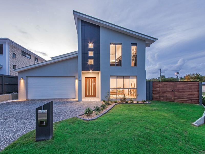 1 Paige Crescent, Wakerley QLD 4154