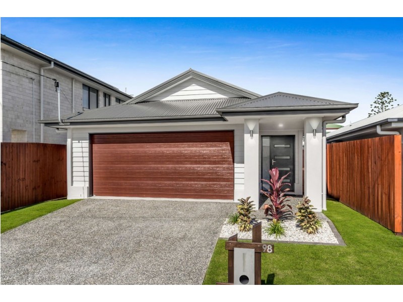 98 Richard Street, Lota QLD 4179