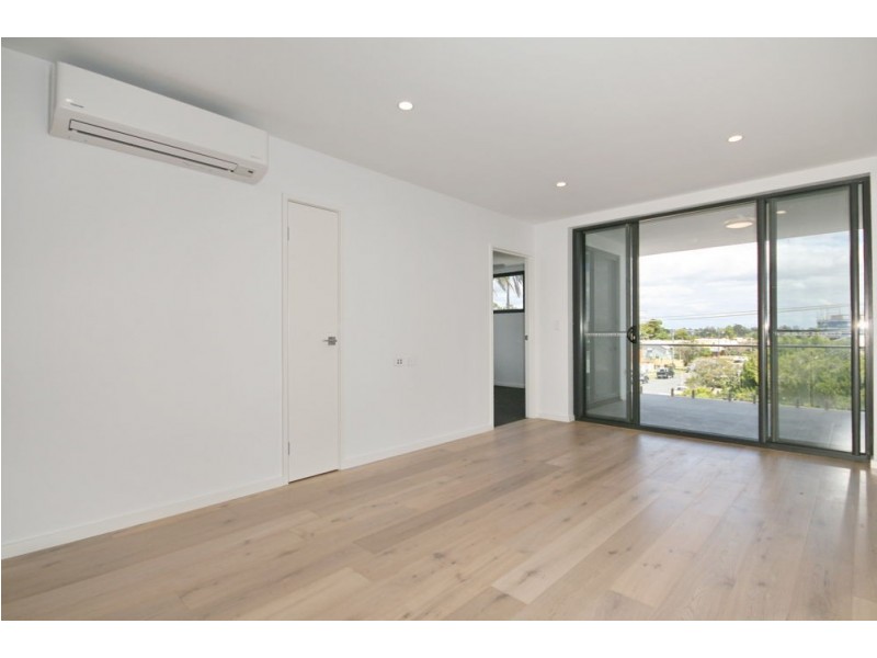 201/44 Bay Terrace, Wynnum QLD 4178