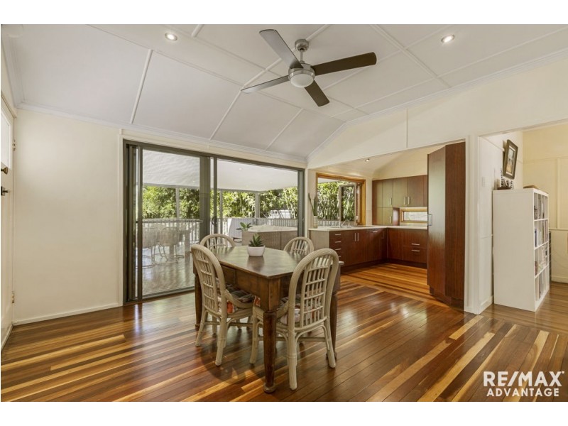 16 Bird Street, Manly QLD 4179