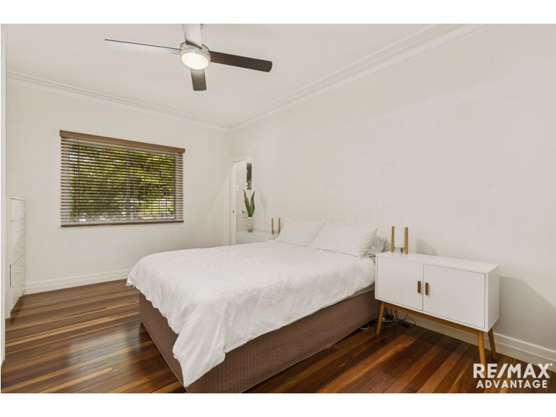16 Bird Street, Manly QLD 4179