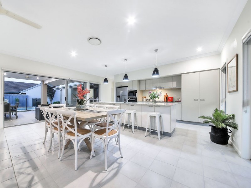 29 Macquarie Street, Wakerley QLD 4154