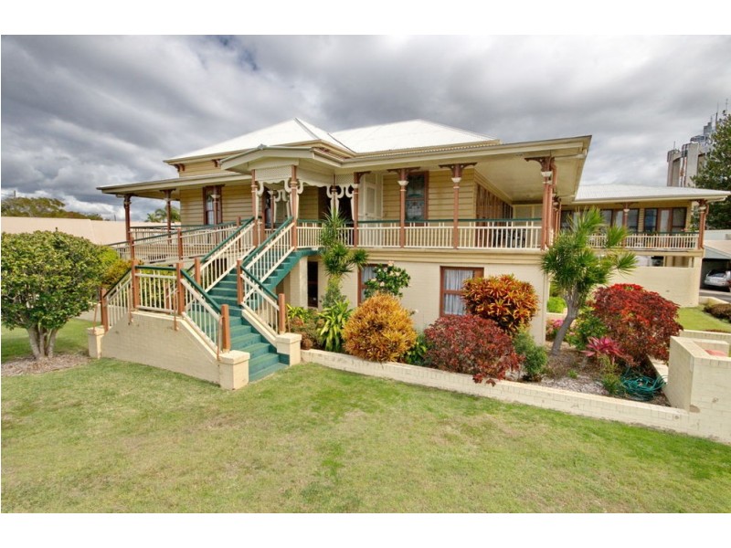 10 Preston Road, Manly QLD 4179