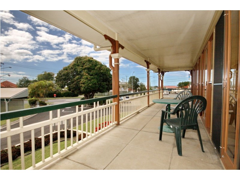 10 Preston Road, Manly QLD 4179