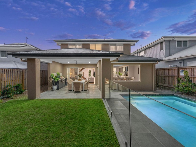 14 Warren Street, Wakerley QLD 4154