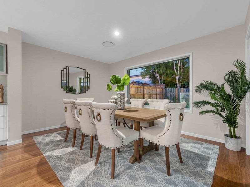 14 Warren Street, Wakerley QLD 4154