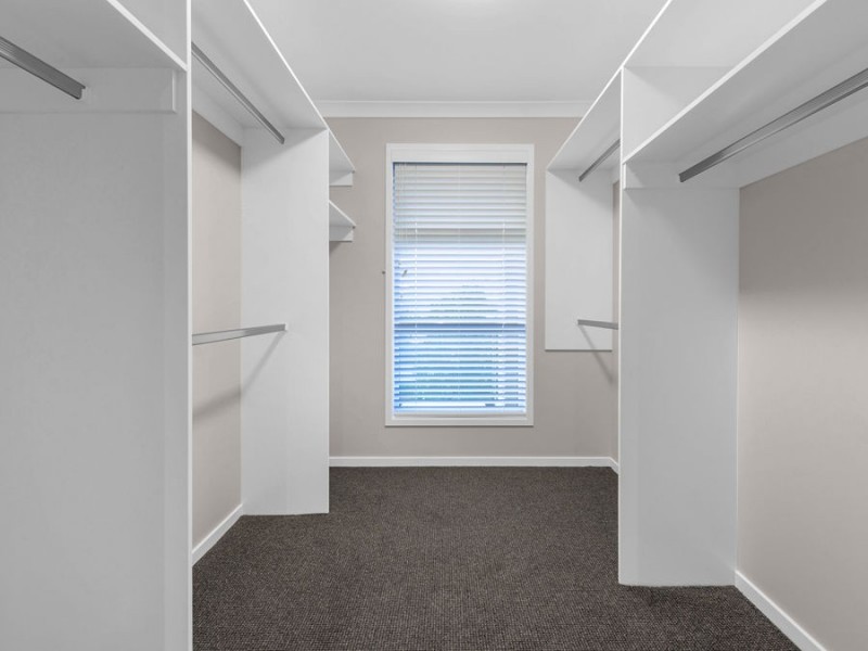 14 Warren Street, Wakerley QLD 4154