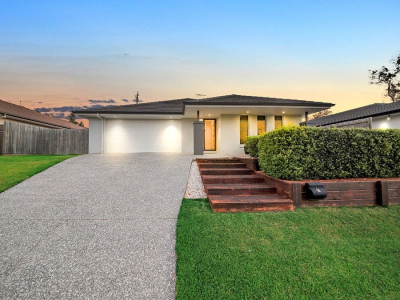 4 Ribblesdale Place, Gumdale QLD 4154