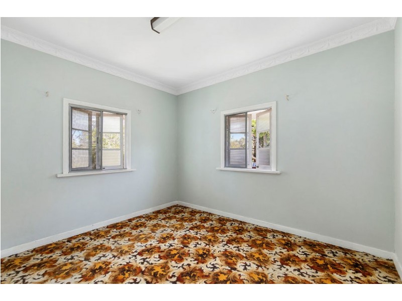 19 Gannon Avenue, Manly QLD 4179