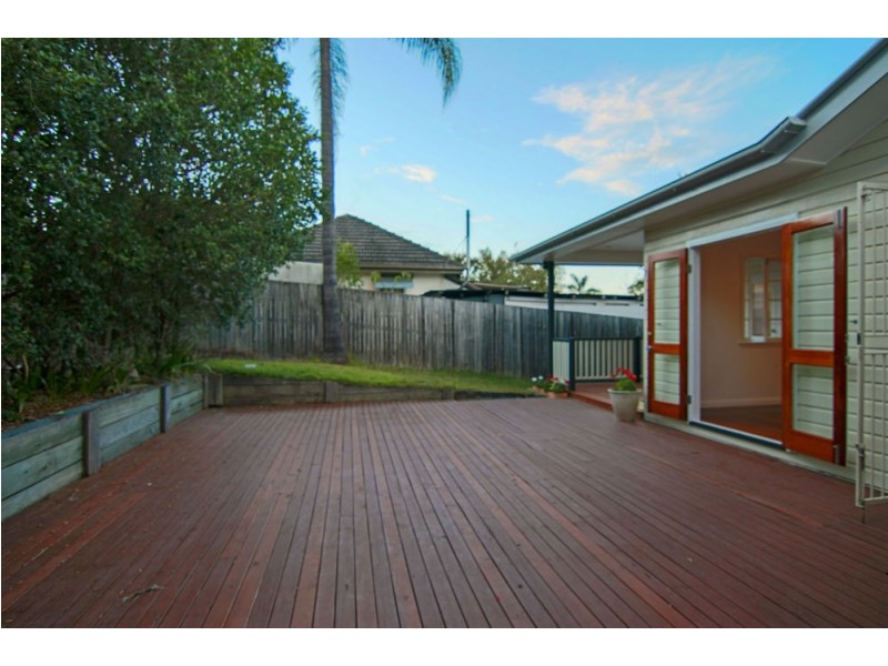 253 Ernest Street, Lota QLD 4179