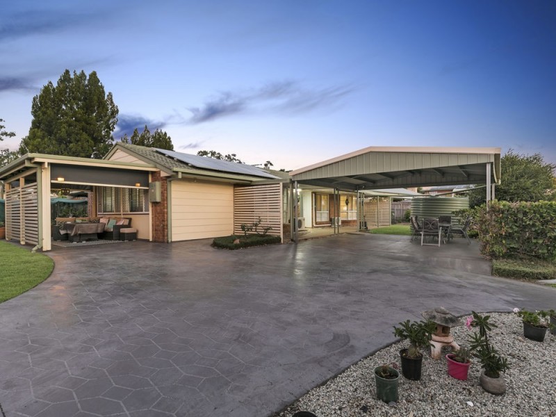 6 Plaza Street, Wynnum West QLD 4178