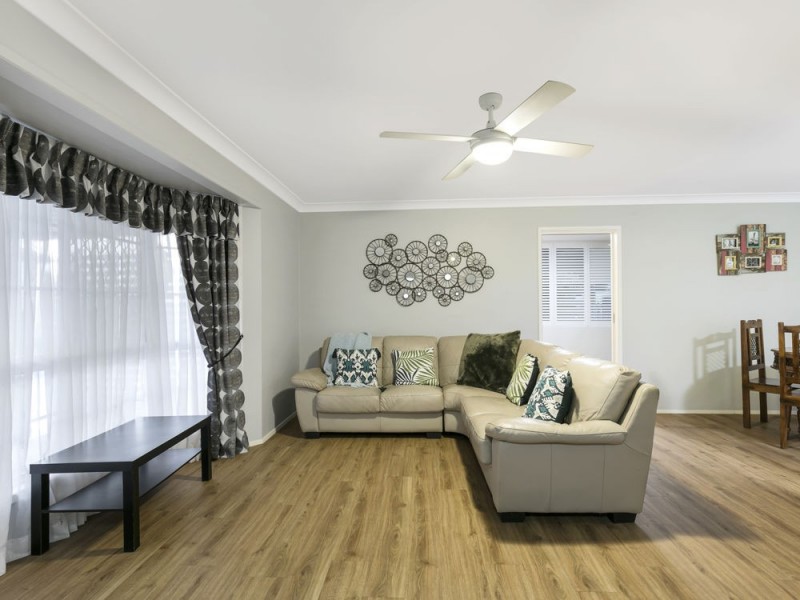 6 Plaza Street, Wynnum West QLD 4178