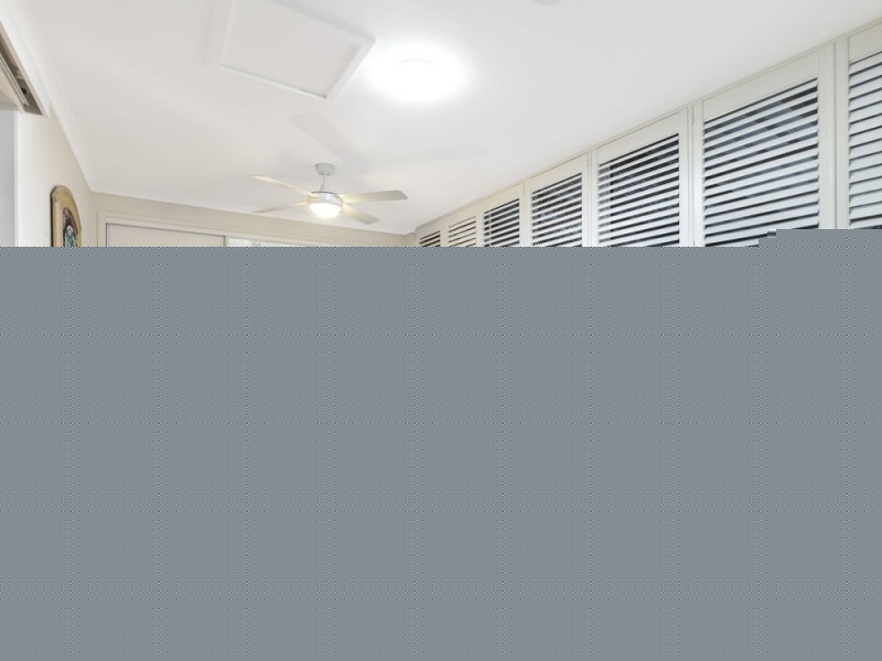 6 Plaza Street, Wynnum West QLD 4178