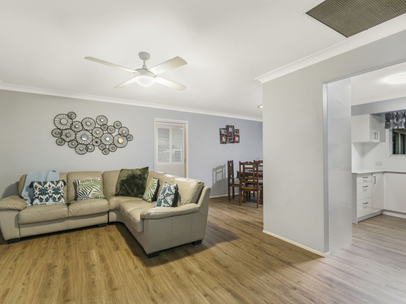 6 Plaza Street, Wynnum West QLD 4178