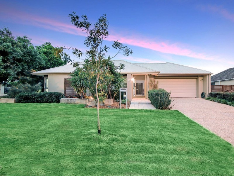 23 Watervale Parade, Wakerley QLD 4154