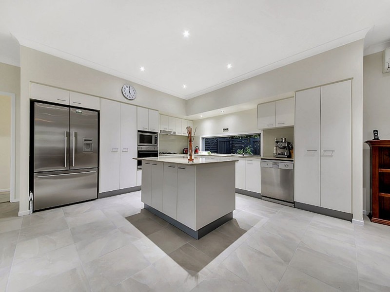 23 Watervale Parade, Wakerley QLD 4154