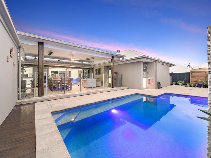 23 Watervale Parade, Wakerley QLD 4154