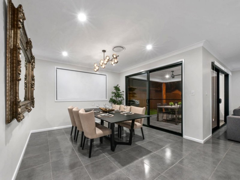 13 Manchester Street, Gumdale QLD 4154