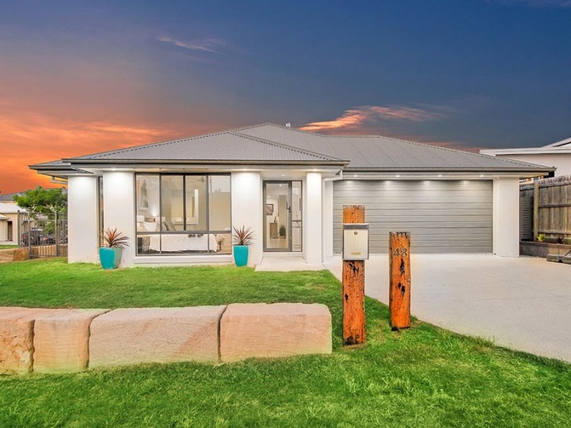 48 Foxwood Circuit, Wakerley QLD 4154