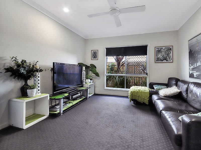 11 Richard Street, Lota QLD 4179