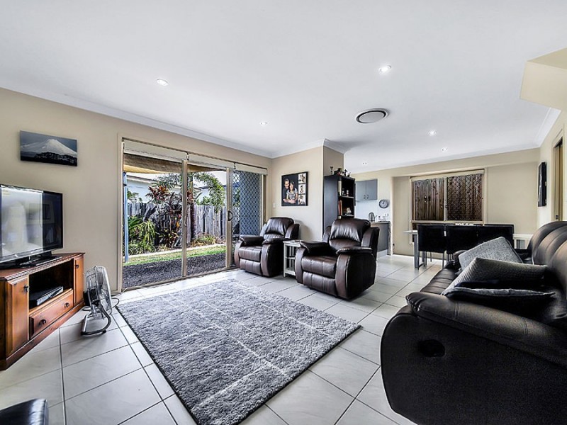 31/11 Tripcony Place, Wakerley QLD 4154