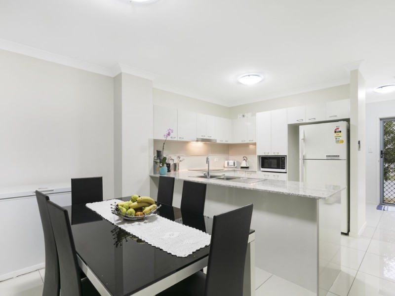 54/12 Singh Street, Wynnum West QLD 4178