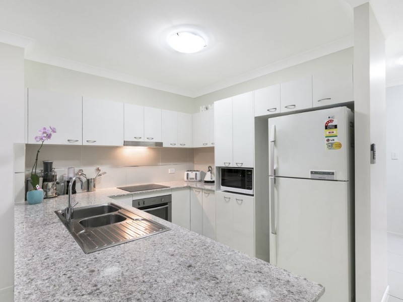 54/12 Singh Street, Wynnum West QLD 4178