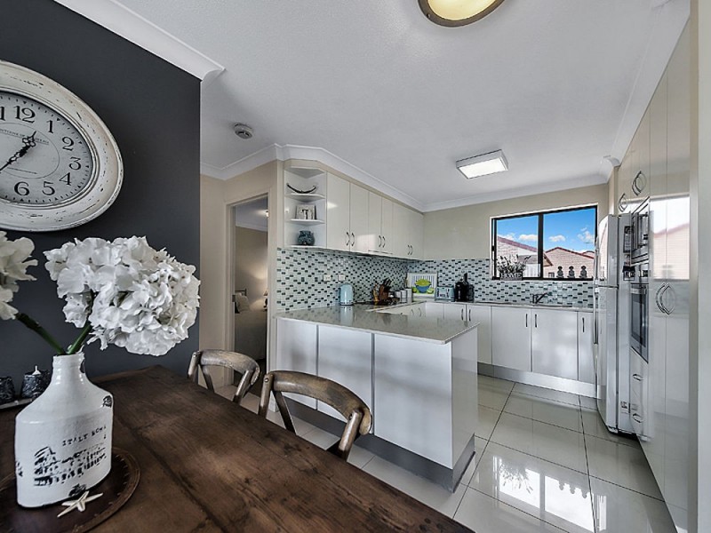 15/127 Wynnum Esplanade, Wynnum QLD 4178