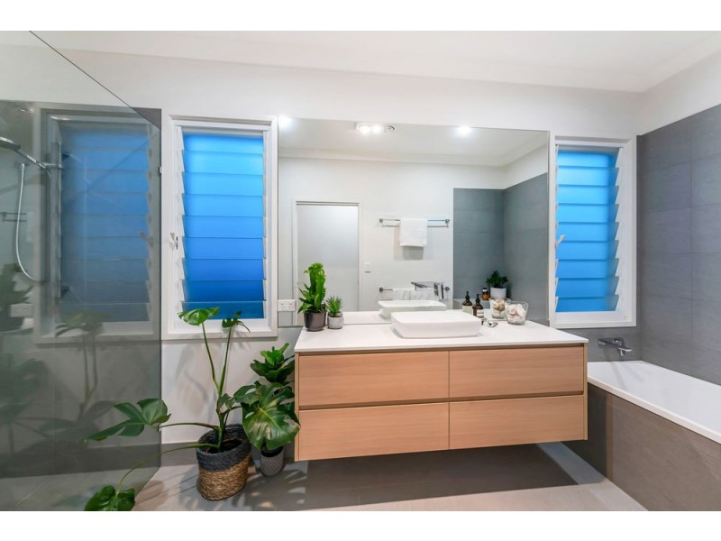 32 Outram Street, Lota QLD 4179