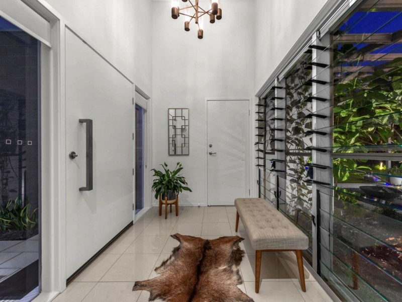 17 Margaret Crescent, Wakerley QLD 4154