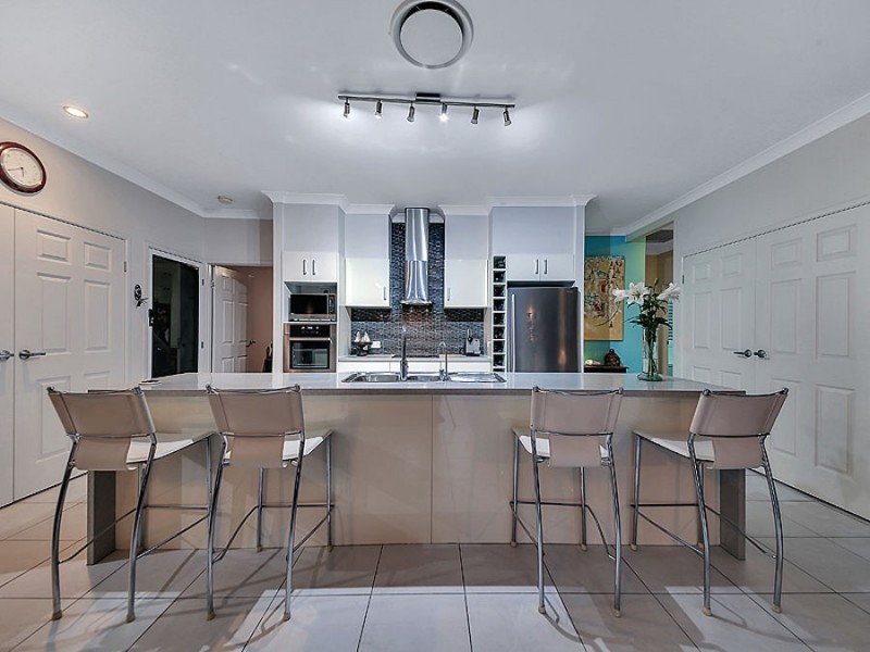 7 Gardenia Place, Gumdale QLD 4154