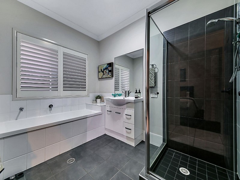 7 Gardenia Place, Gumdale QLD 4154