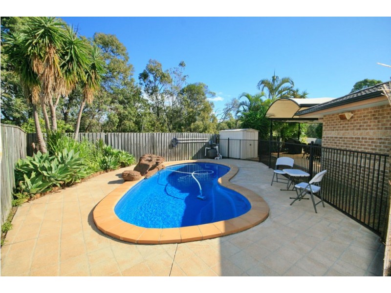 28 Holland Crescent, Wynnum West QLD 4178