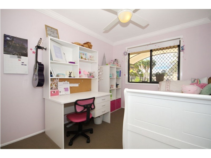 28 Holland Crescent, Wynnum West QLD 4178