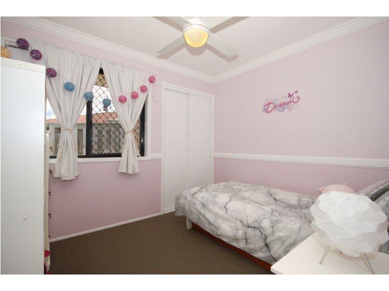 28 Holland Crescent, Wynnum West QLD 4178