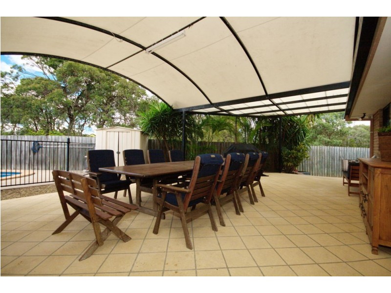 28 Holland Crescent, Wynnum West QLD 4178