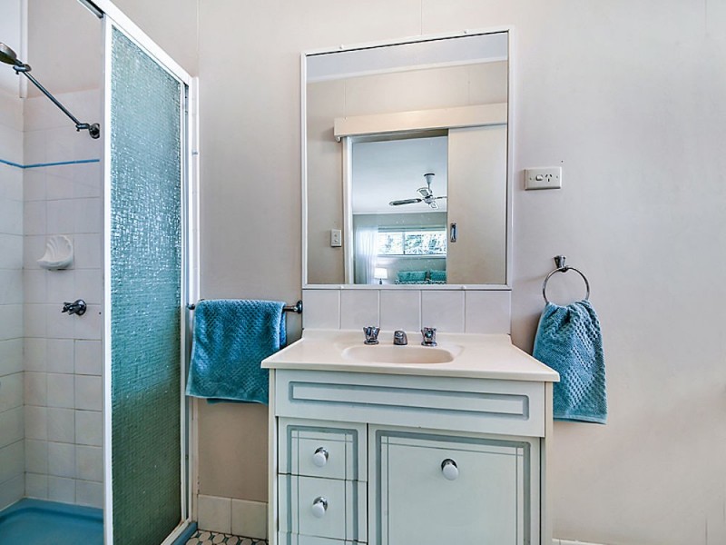 37 Kingsley Tce, Wynnum QLD 4178