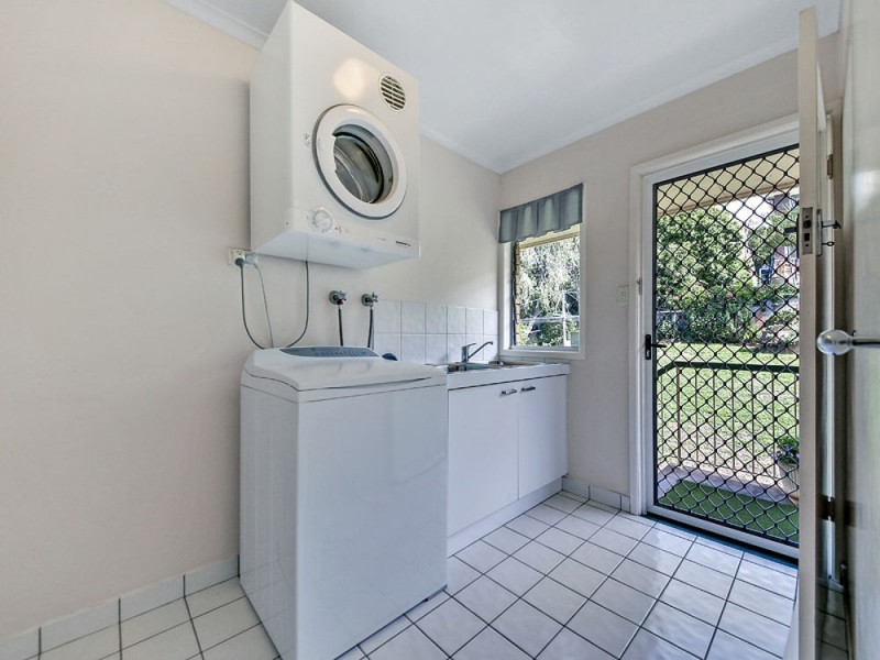 37 Kingsley Tce, Wynnum QLD 4178