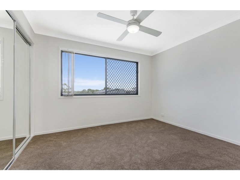 30/4 Lewis Place, Manly West QLD 4179